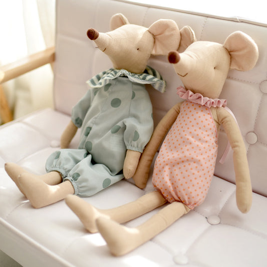 Cute Plush Mouse Toy for Kids – Soft Stress Relief Gift