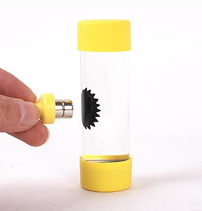 Magnetic Fluid Lamp Toy - Stress-Relief Decompression Gadget