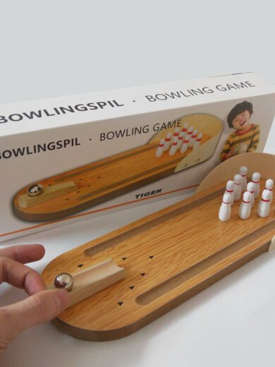 Bring the joy of bowling to your home with the Tabletop Mini Bowling Game Set. Compact, fun, and perfect for family game nights or office breaks!